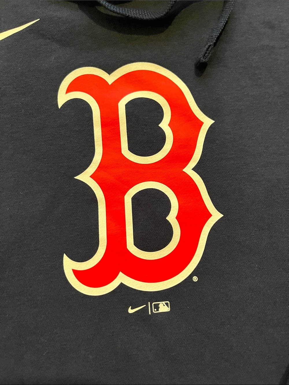 Nike Men’s Navy Hoodie with Red Boston 'B' Logo size XL - Picture 2 of 7
